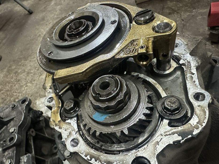 Коробка передач механічна Peugeot 407 Пежо 2л бензин 5-ступінчаста