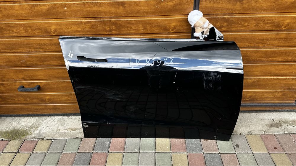 Двері передні праві tesla model Y ev43913