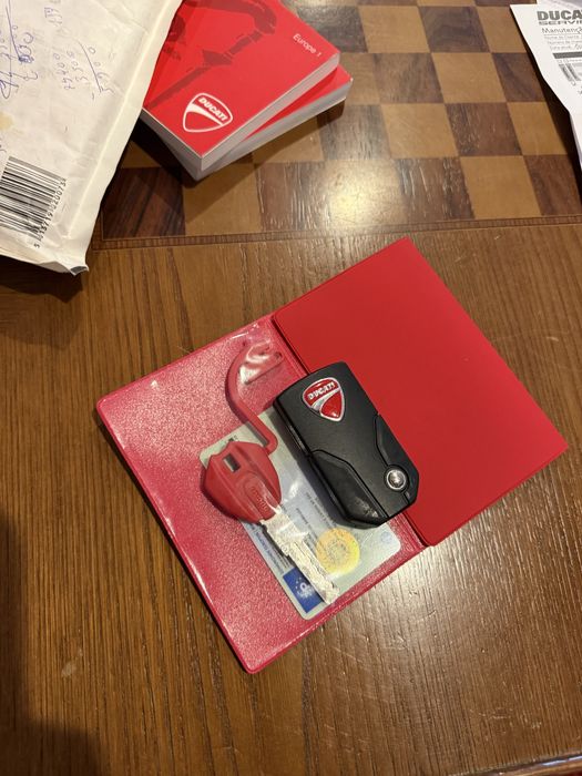 Vende-se Ducati Diavel Full Carbon - 2016