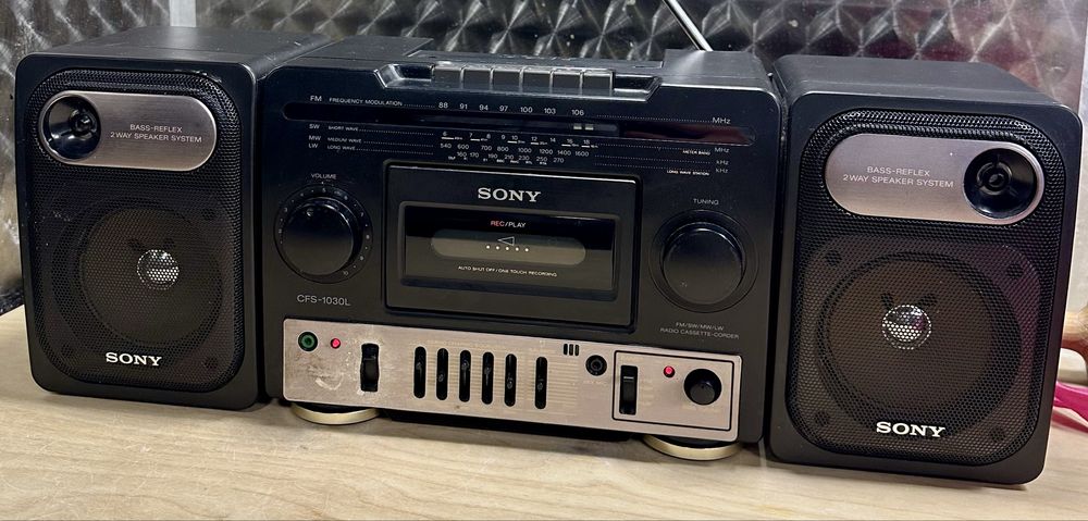 Radiomagnetofon sony cfs 1030L po serwisie