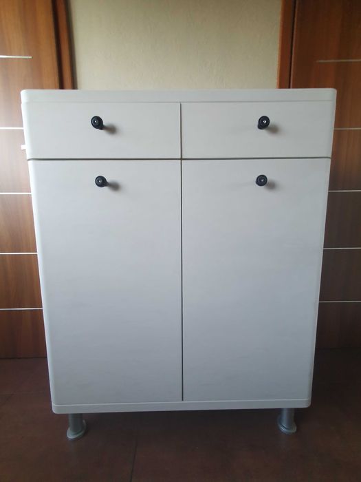 Komoda Elippe (malowana na biało)