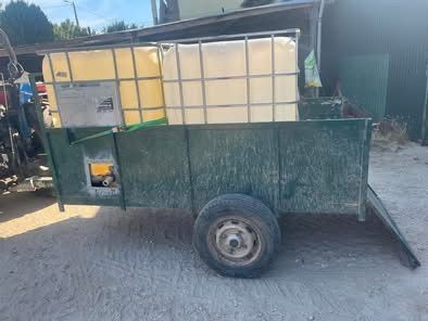 Vendo reboque agricola pratico