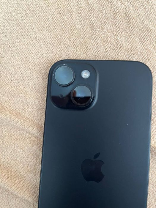 Sprzedam Iphone 15 87%