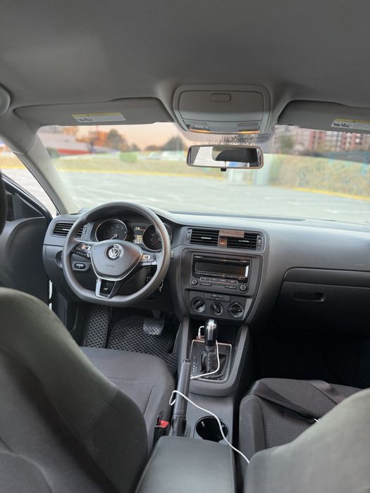 Jetta 2015 2benz АВТОМАТ
