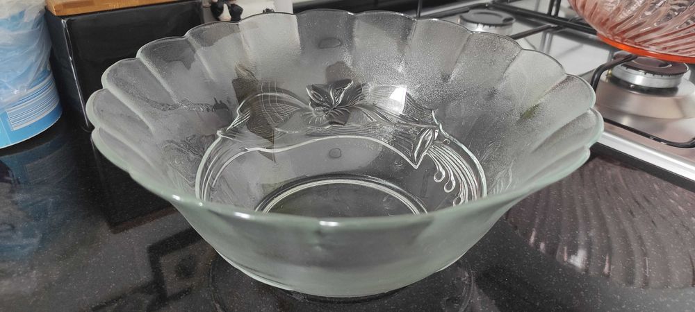 Saladeiras de Vidro e Pirex
