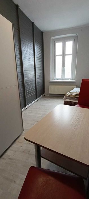 Wygodne pokoje pracownicze 1, 2, 3 i 4 os.