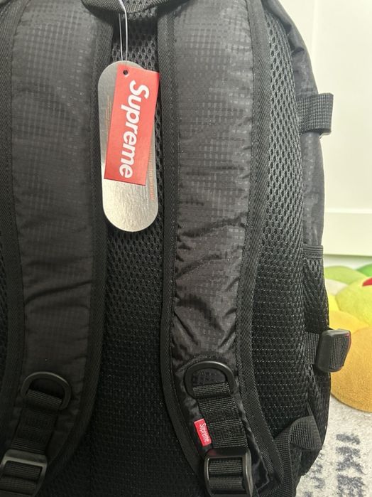 Czarny plecak Supreme