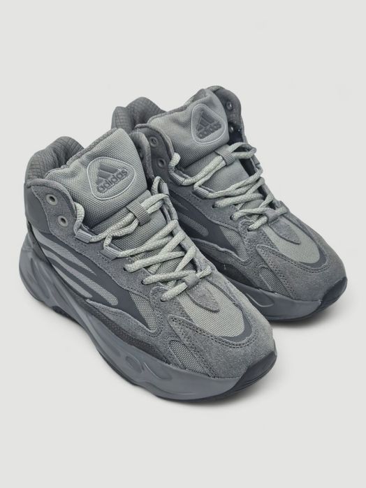 Жіночі - підліткові зимові кросівки Adidas Yeezy Boost 700 V2 (-21°C)