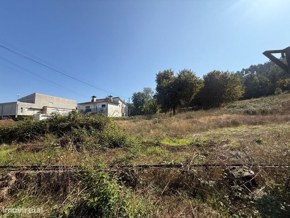 Terreno Rústico À Venda – Guimarães