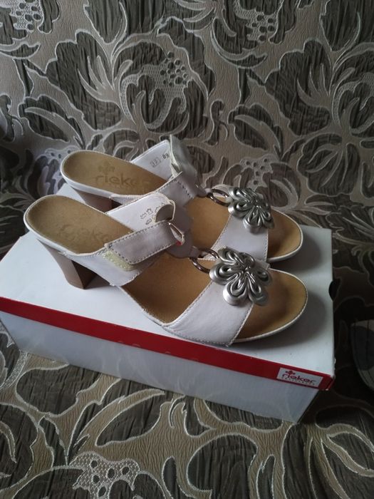 Босоніжки шльопанці жіночі Rieker, 37 p. Босоножки шлепанцы женские