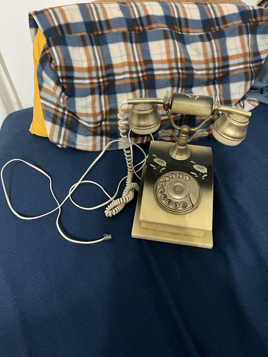 Telefone fixo antigo funcional