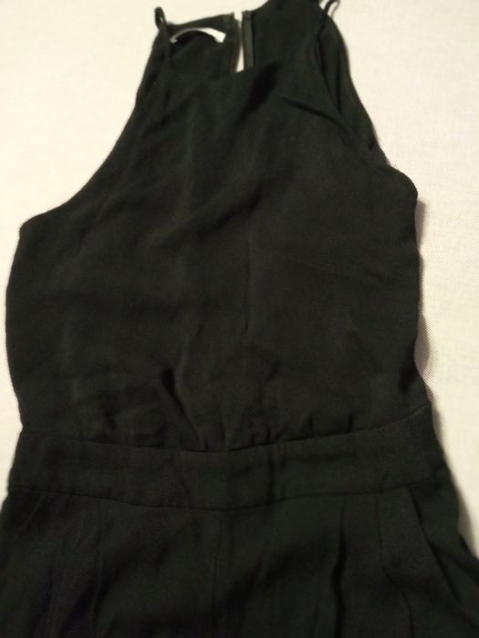 Damski czarny kombinezon mango