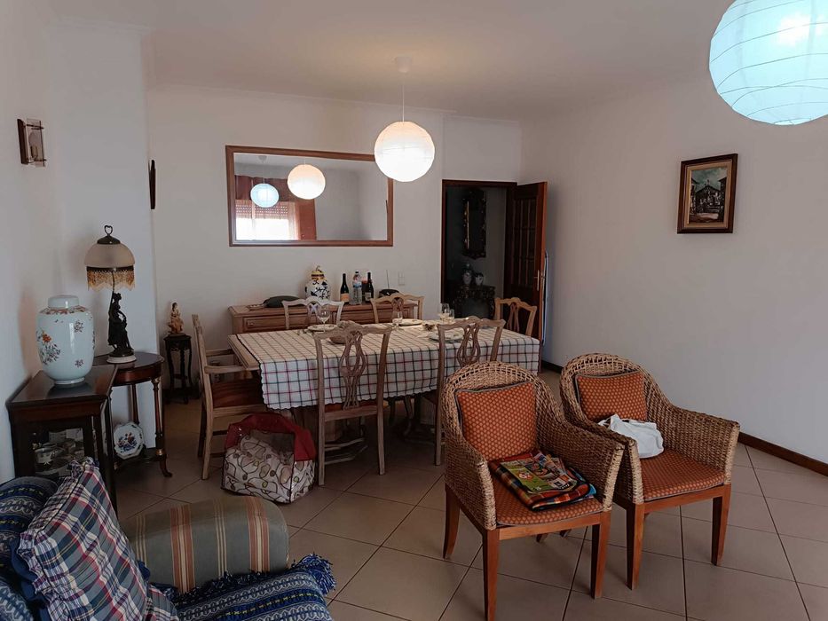 2 Quartos para Arrendar – Oliveira do Bairro