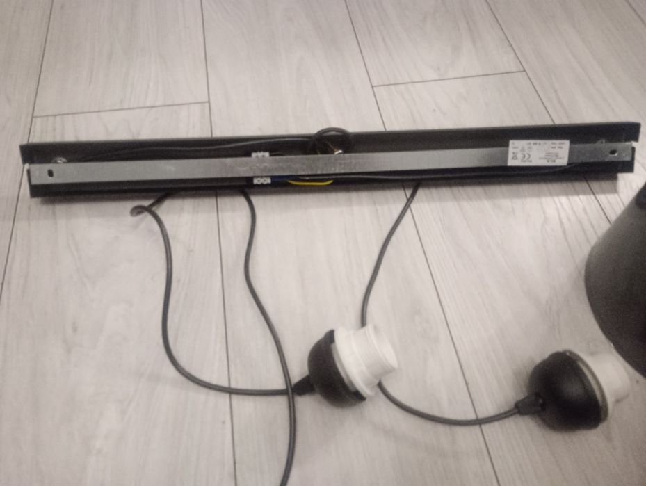 Lampa wisząca trzypunktowa
