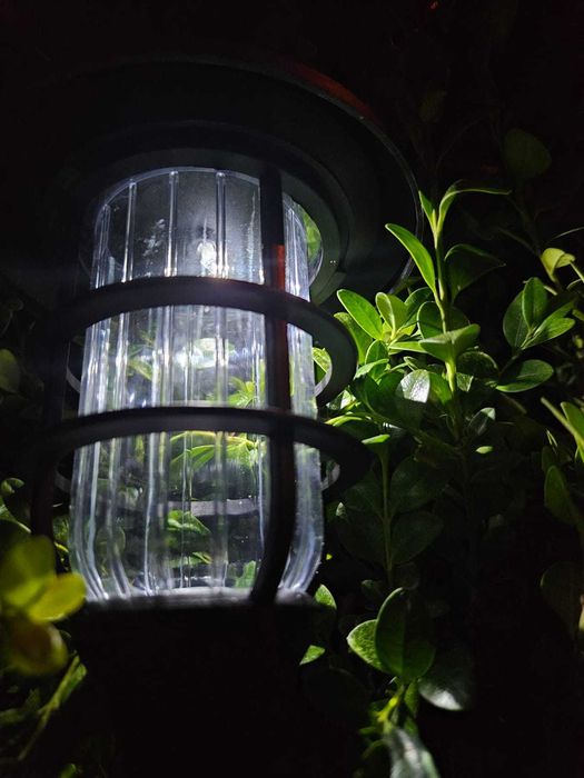 Lampy ogrodowe wbijane, solarne