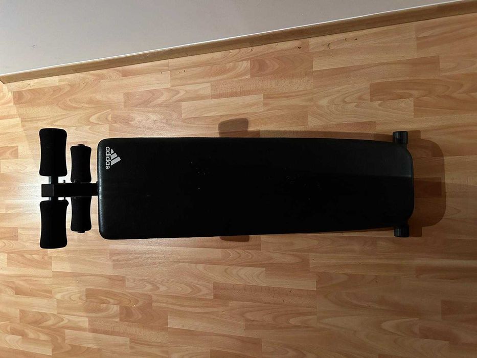 Banco de fitness marca Adidas