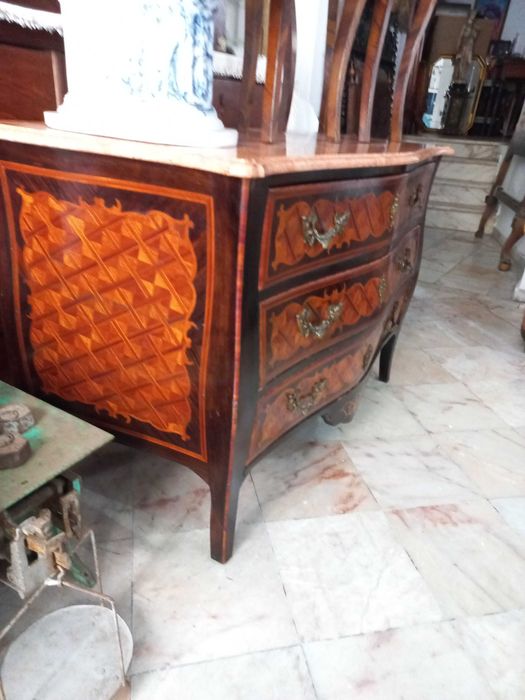 Cómoda luis xv séc 18