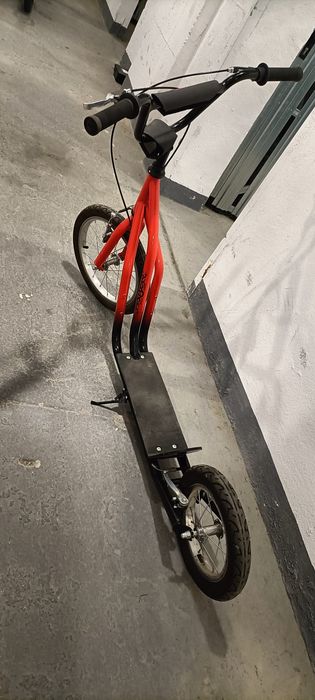 Hulajnoga  w bardzo dobrym stanie