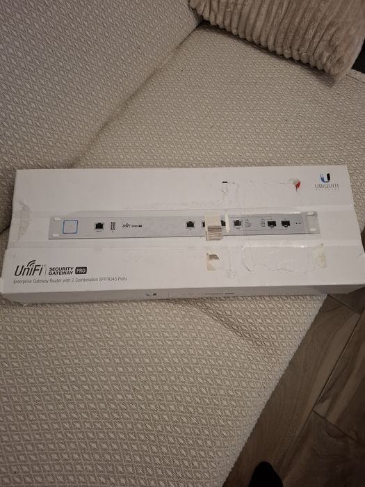 Ubiquiti US-48 UniFi 48xRJ45+4xSFP, bez poe
