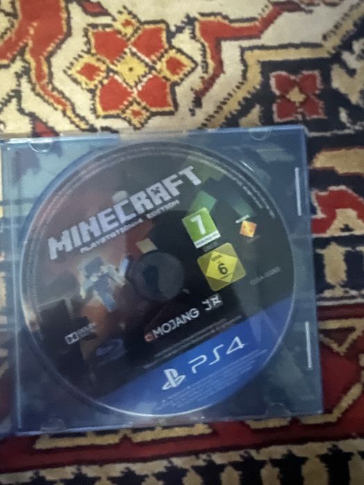 Ps 5 slim z napedem padem i 4 grami 1TB