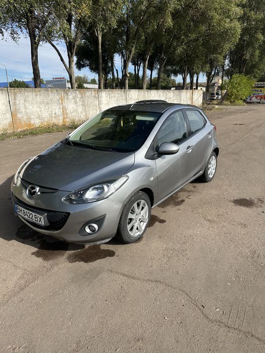 Mazda 2 (2011год)