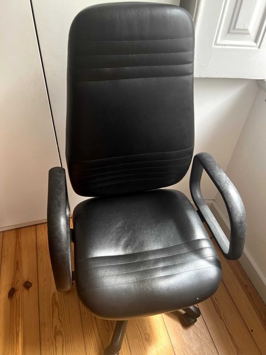 Cadeira de escritório vintage em couro - Office chair leather