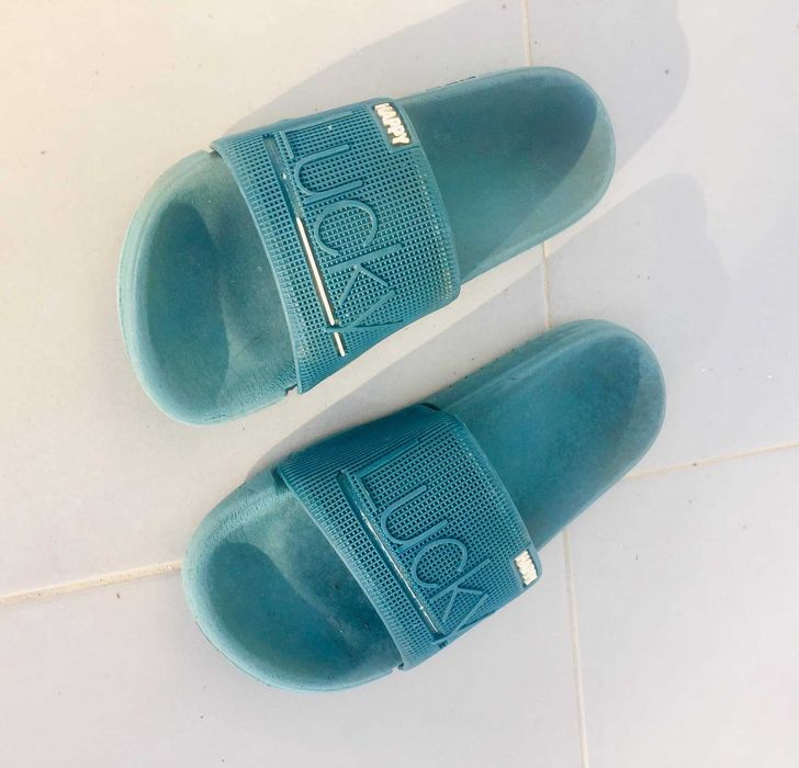 Chinelos azuis nº39
