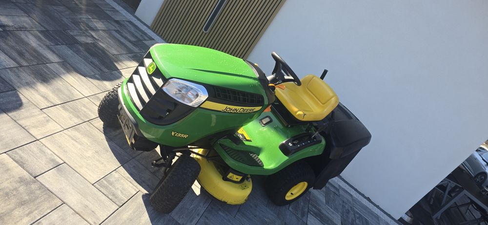 Traktorek kosiarka John Deere X135 Hydro V2