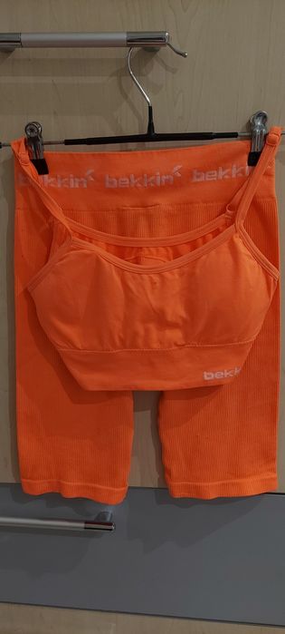 Костюм спортивний на дівчинку  10-11 років