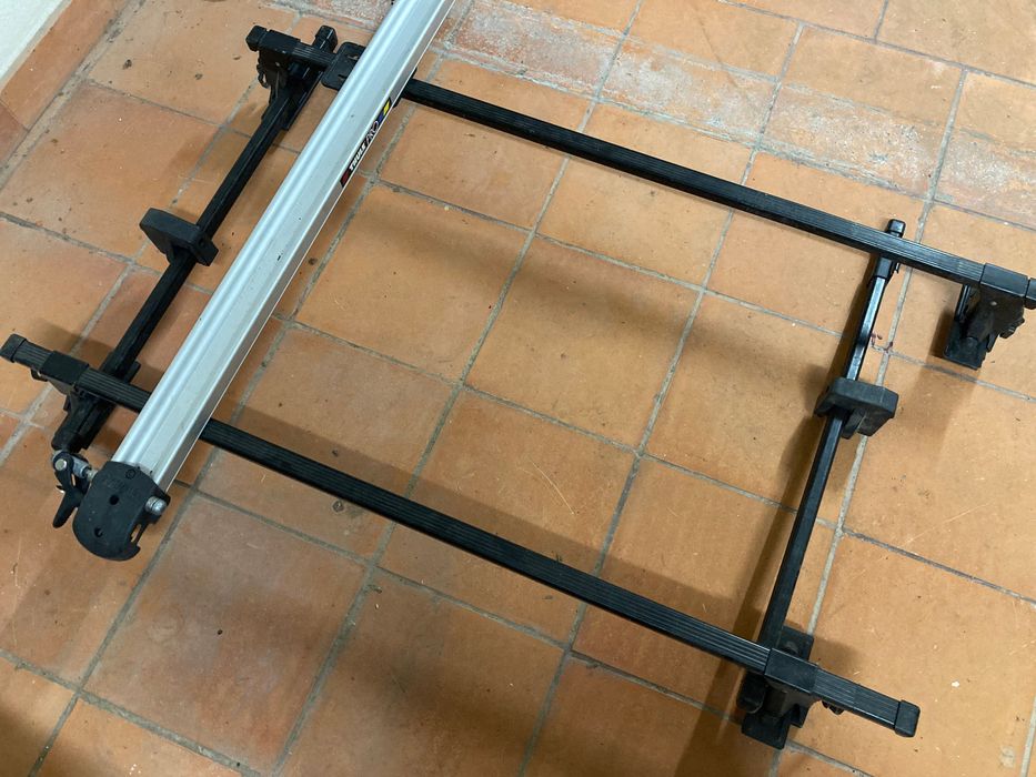 Barras Tejadilho Thule Nissan Terrano II R20