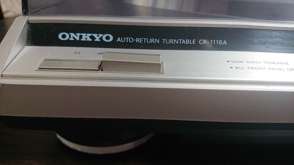 Програвач Onkyo cp-1116a