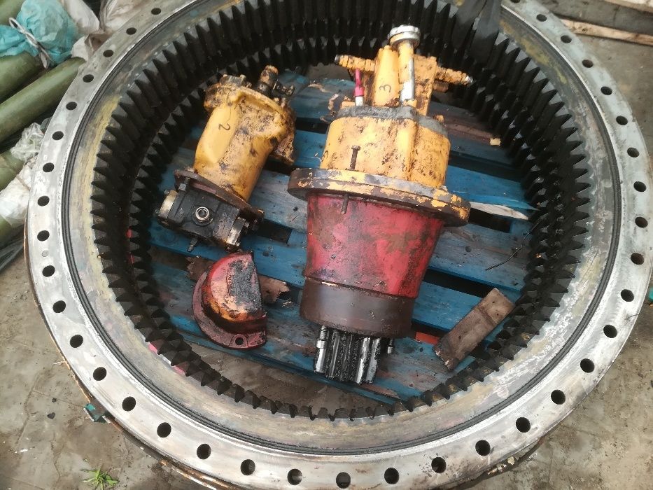 liebherr 902 litronik 912 922 łożysko obrotu