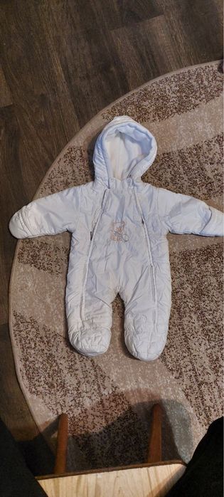 Продам детский комбинезон