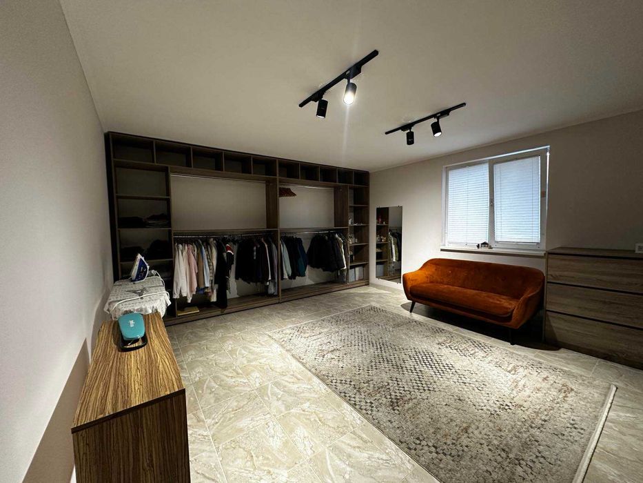 Продається будинок у Тячеві