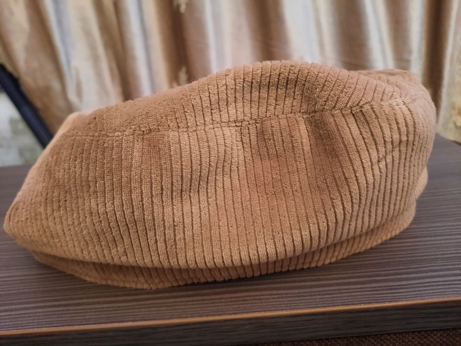 Вельветовая шапка