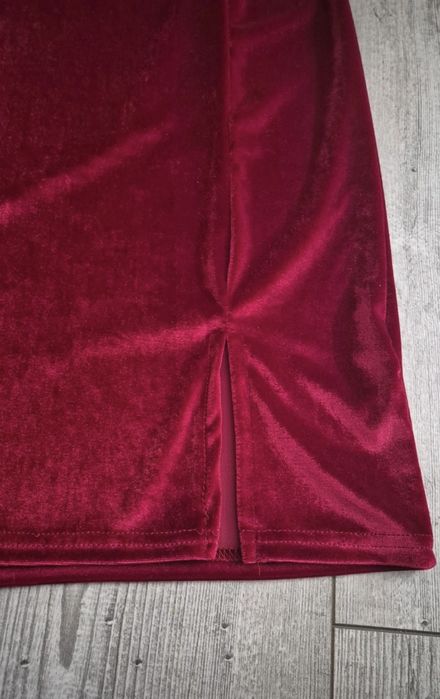 Sukienka z weluru, rozmiar L