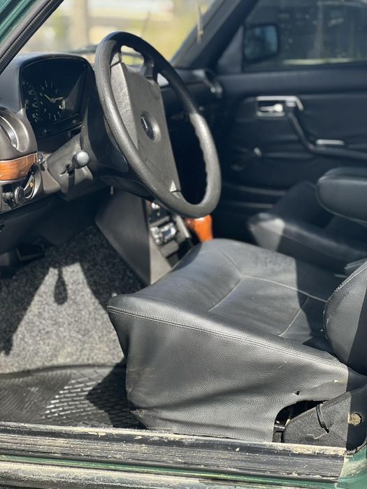 Продаж мерседес 123 автомат.Обмін ціна 2000