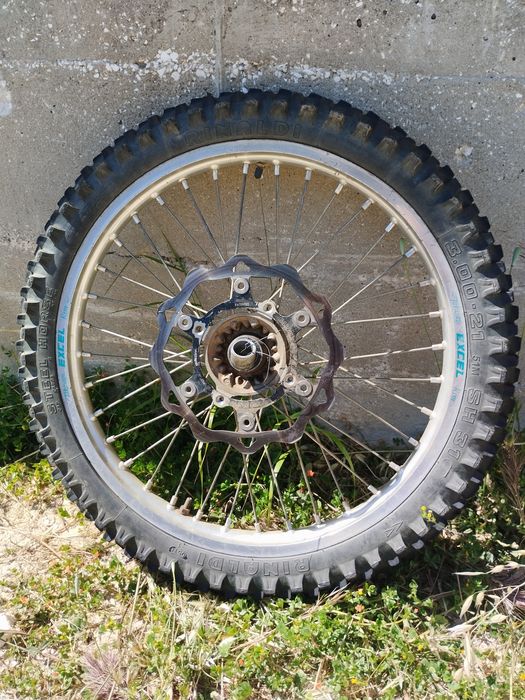 Rodas Husqvarna 21/18