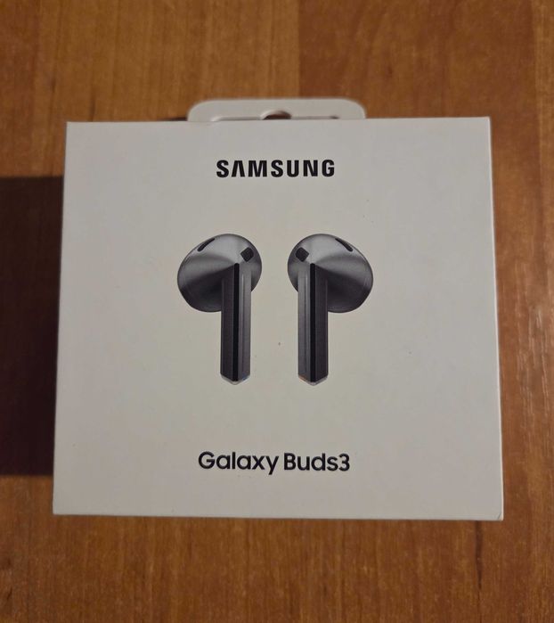 Samsung Galaxy Buds3, stan idealny + etui, wys. 0 zł!