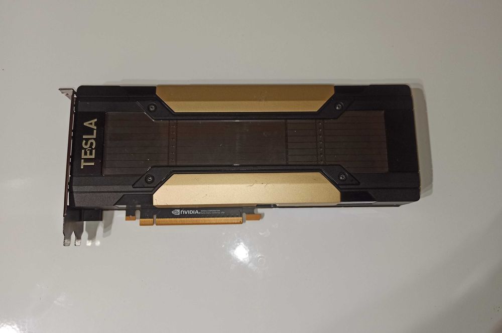 Karta graficzna obliczeniowa Nvidia Tesla V100 32GB PCIe LLM AI CUDA Tensor HBM2