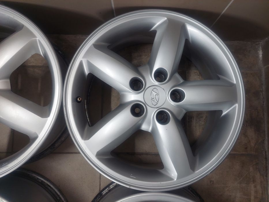 Оригінальні легкосплавні диски Hyundai Kia R17 5×114.3