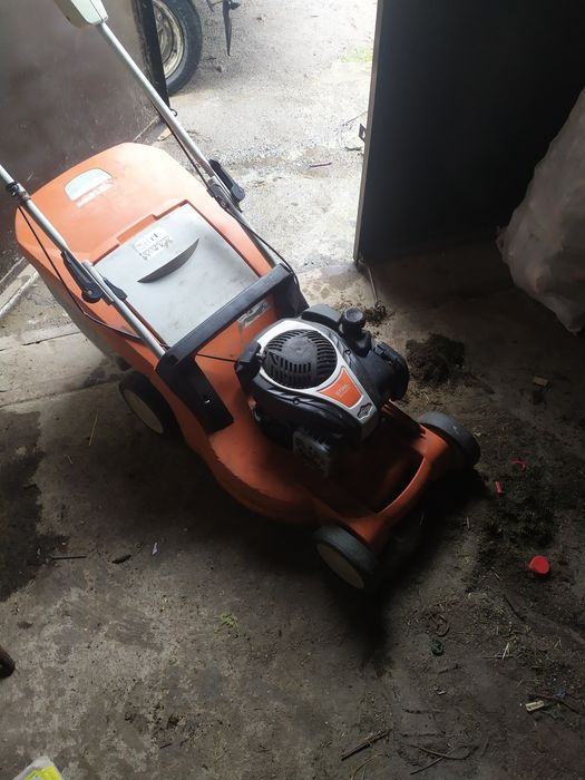 Stihl Газонокосарка Rm448TX