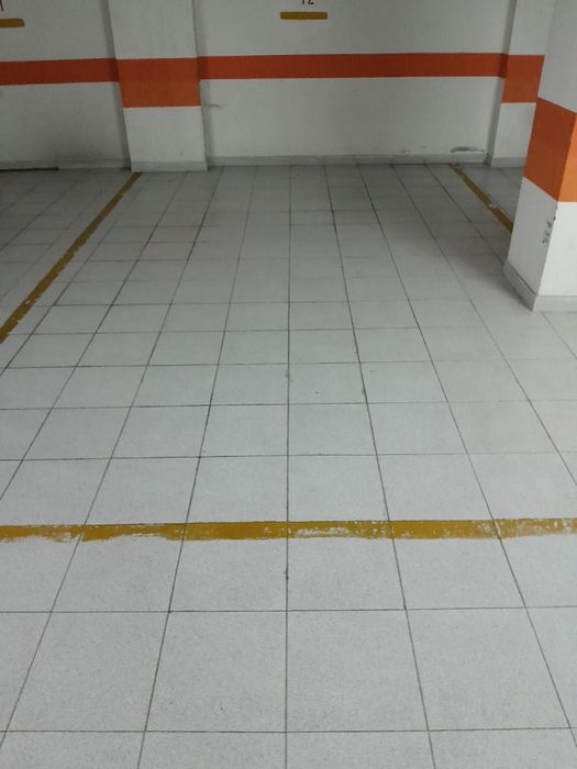 Parqueamento em Garagem Só Motos Odivelas Metro