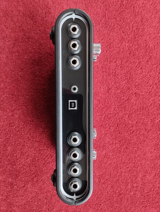 Interface USB Line 6 POD Studio UX2 (Novo)