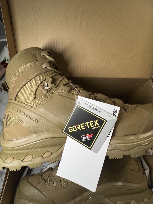 Розмір 42,5 Тактичні черевики моделі Salomon Quest 4D GTX Forces