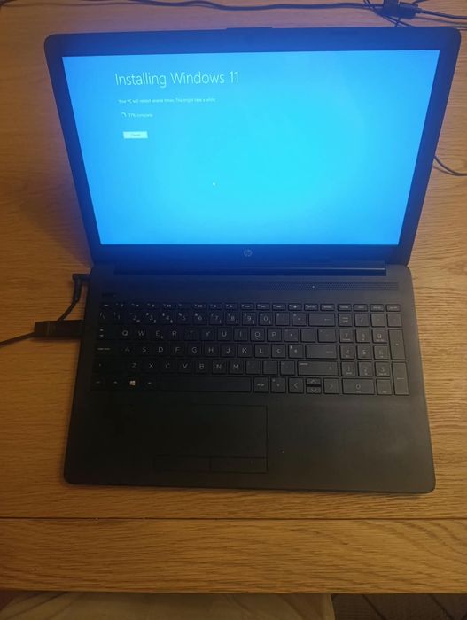 Laptop HP AMD A9 R5