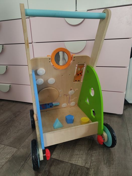 Pchacz chodzik drewniany