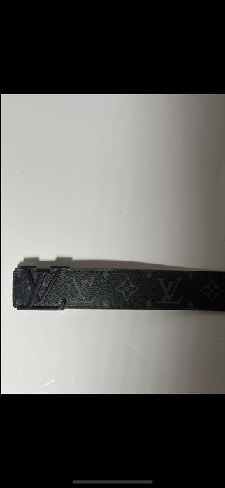 Dwa paski Louis Vuitton