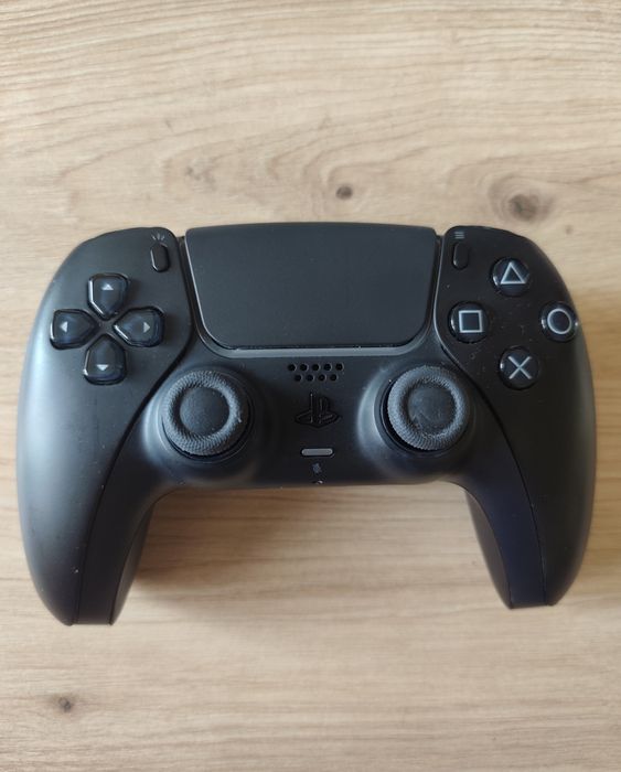 Pad do PS5 jak nowy