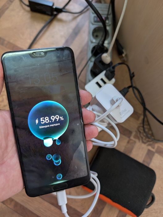 Продам Швидкісний зарядний пристрій Honor 66W EU SuperCharge.